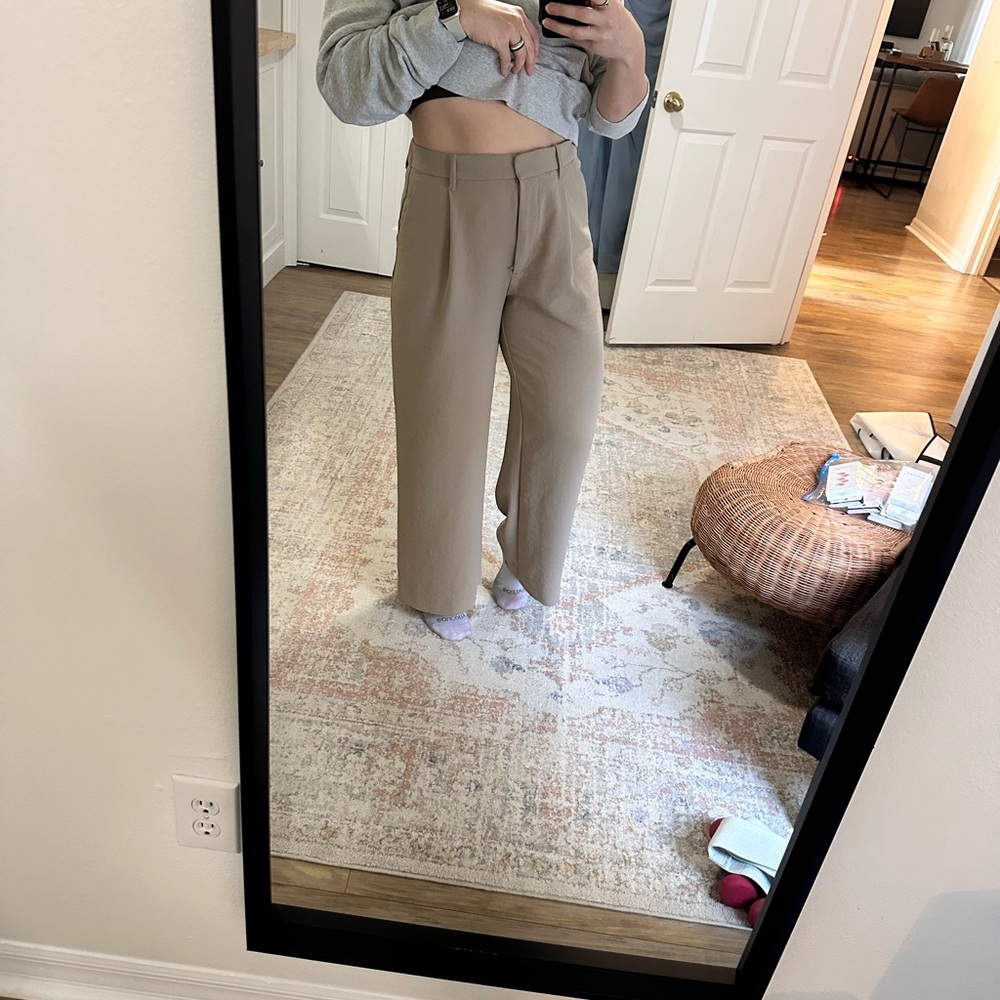 A&F Sloane Crepe Tailored Wide Leg Pant size 30/10 S